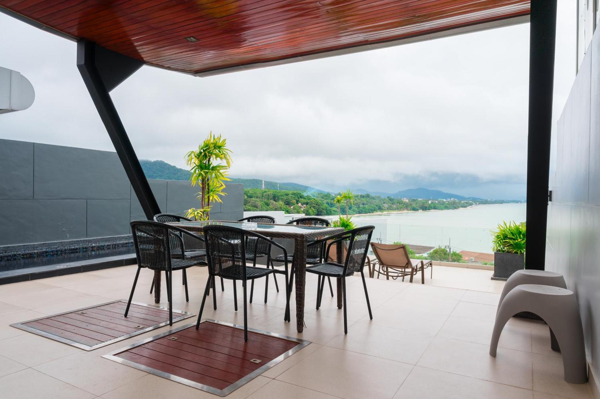 Aqua Villa Rawai Exterior photo